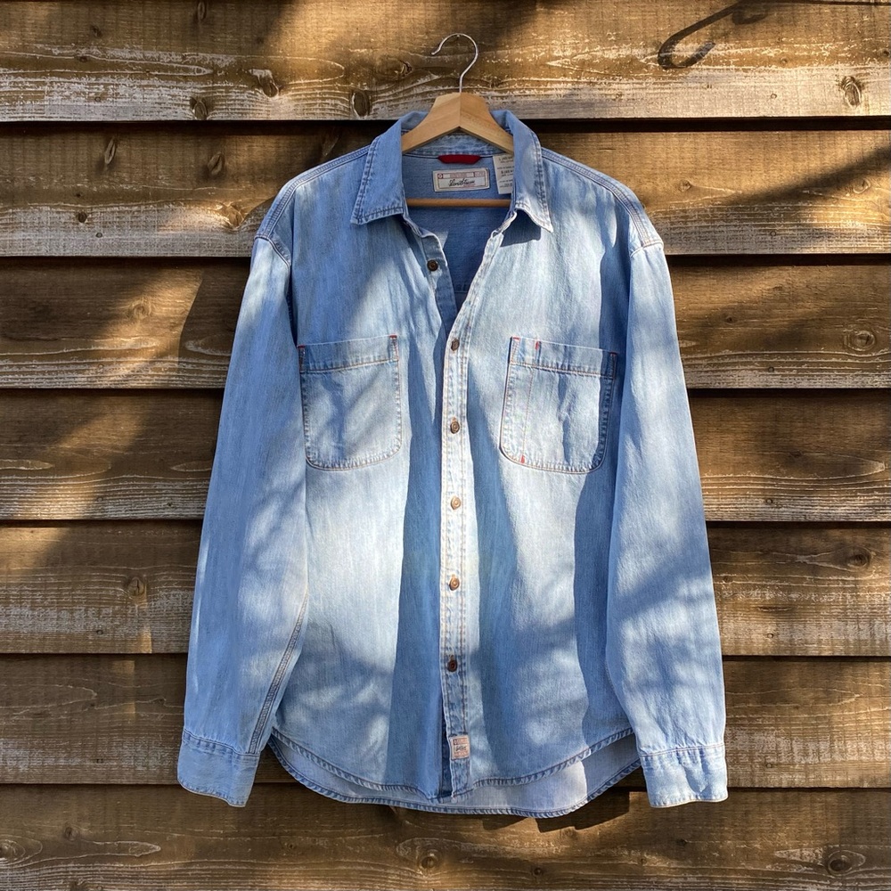 Levi’s denim button down shirt large